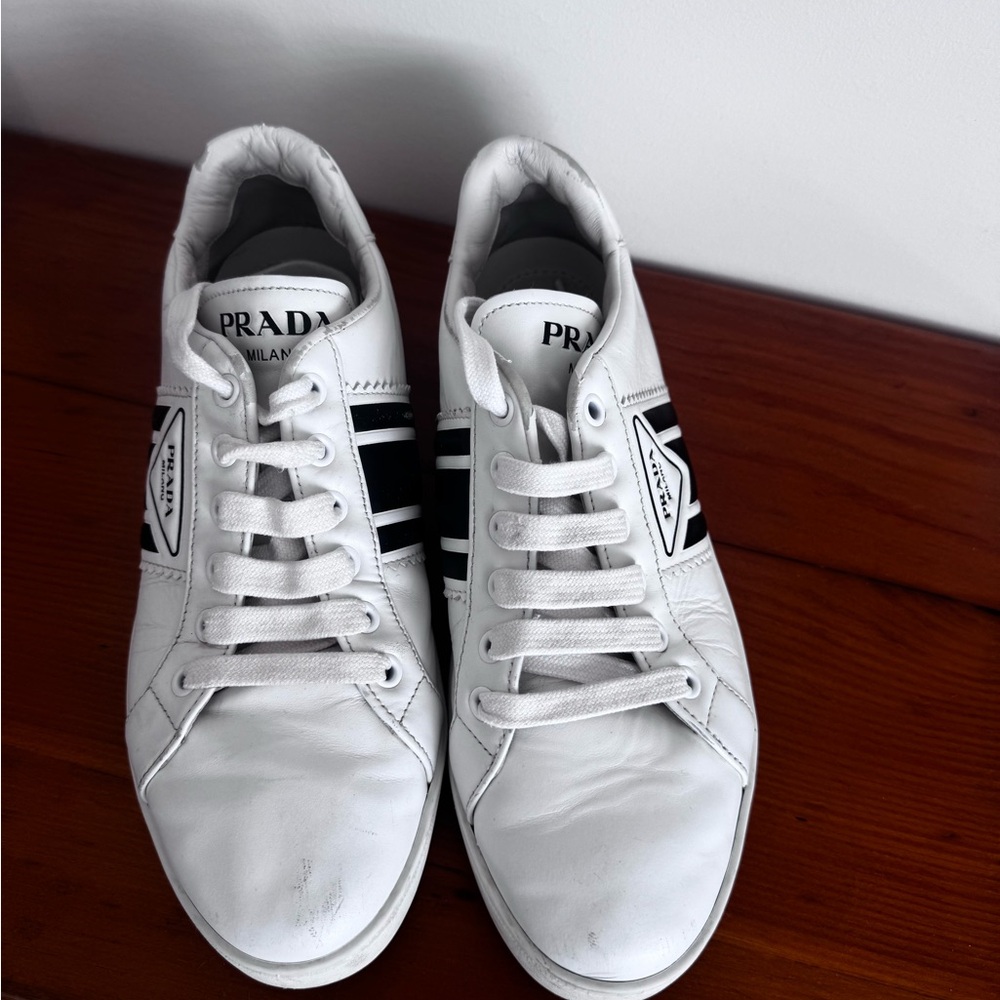 Authentic Prada White Leather Low-Top Sneakers - Picture 2 of 4